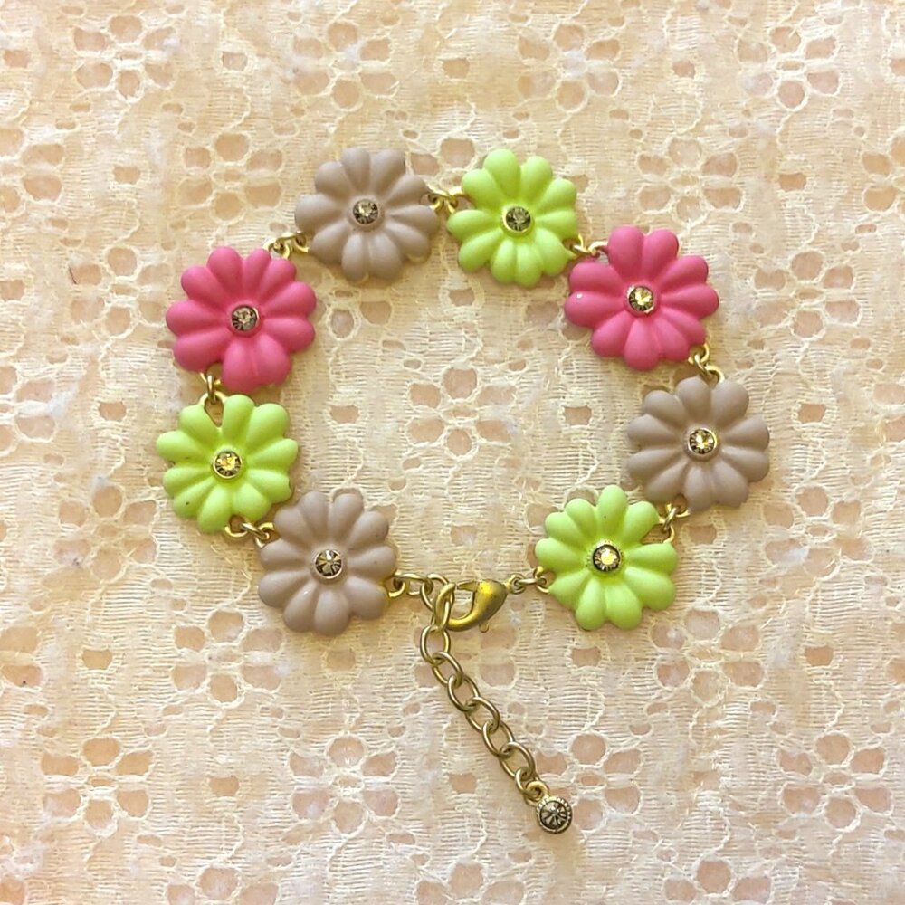 Vintage New Green Pink Gray Art Deco Multi Floral Charms Silver Bangle Bracelet